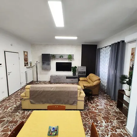 Apartment Raluca Stadtviertel Acilia